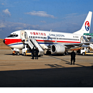 柳州机场物流航空快运业稳步发展的原因是什么？
